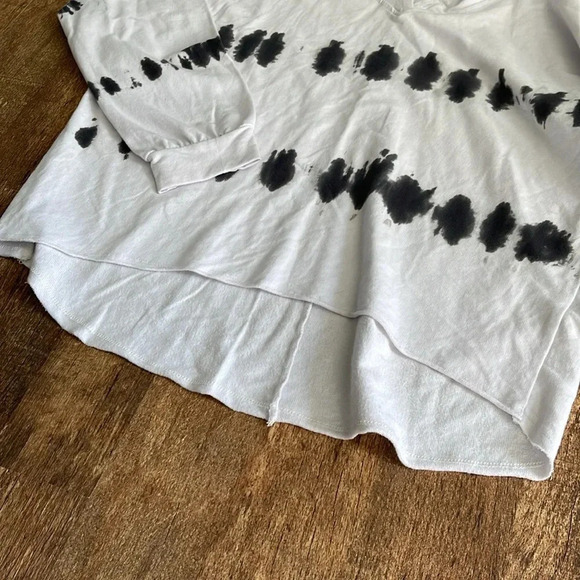 Chrysanthemum tie dye sweatshirt white & gray - Picture 5 of 8